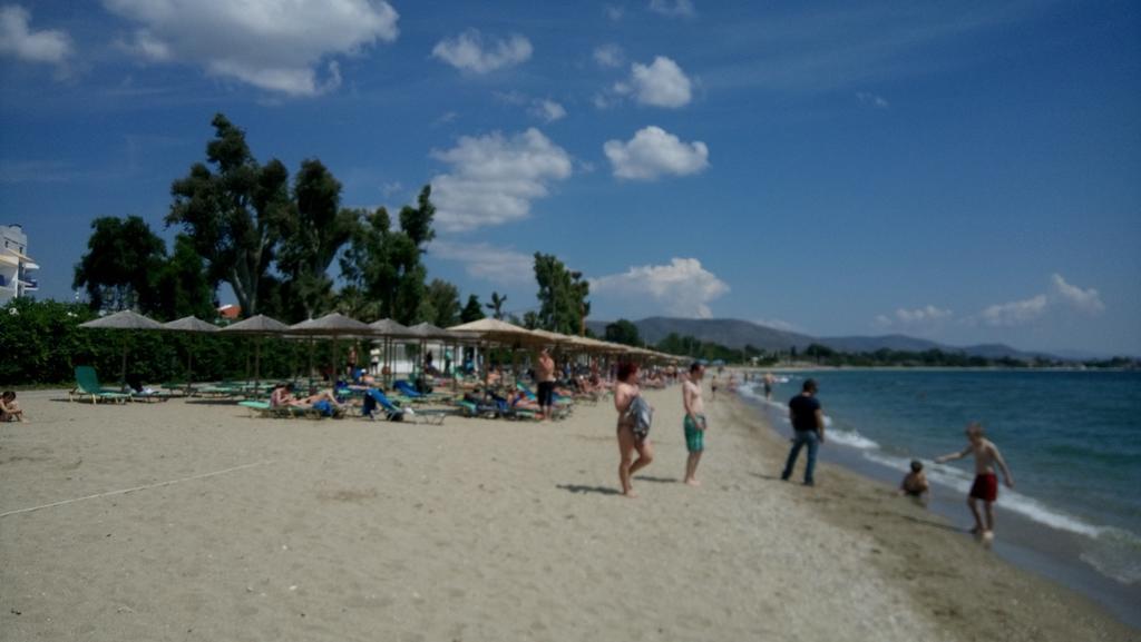 Villa George - Family Holidays Néa Mákri Buitenkant foto