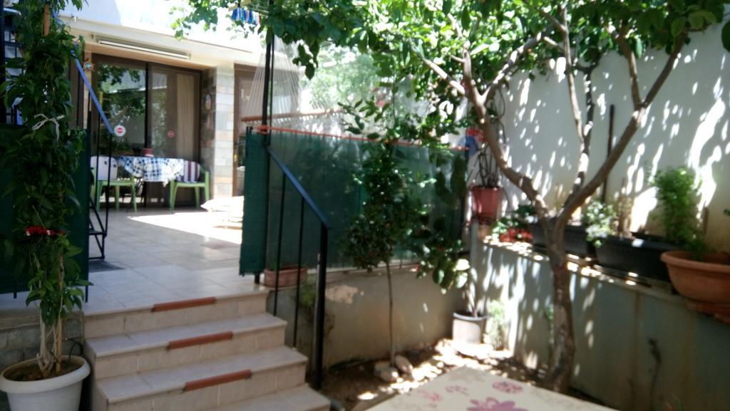Villa George - Family Holidays Néa Mákri Buitenkant foto