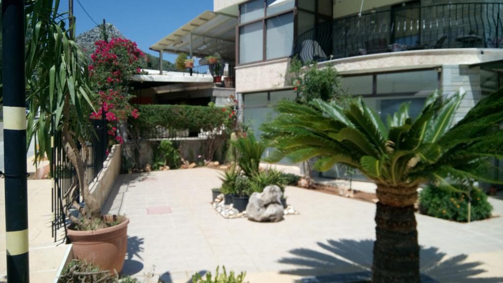 Villa George - Family Holidays Néa Mákri Buitenkant foto