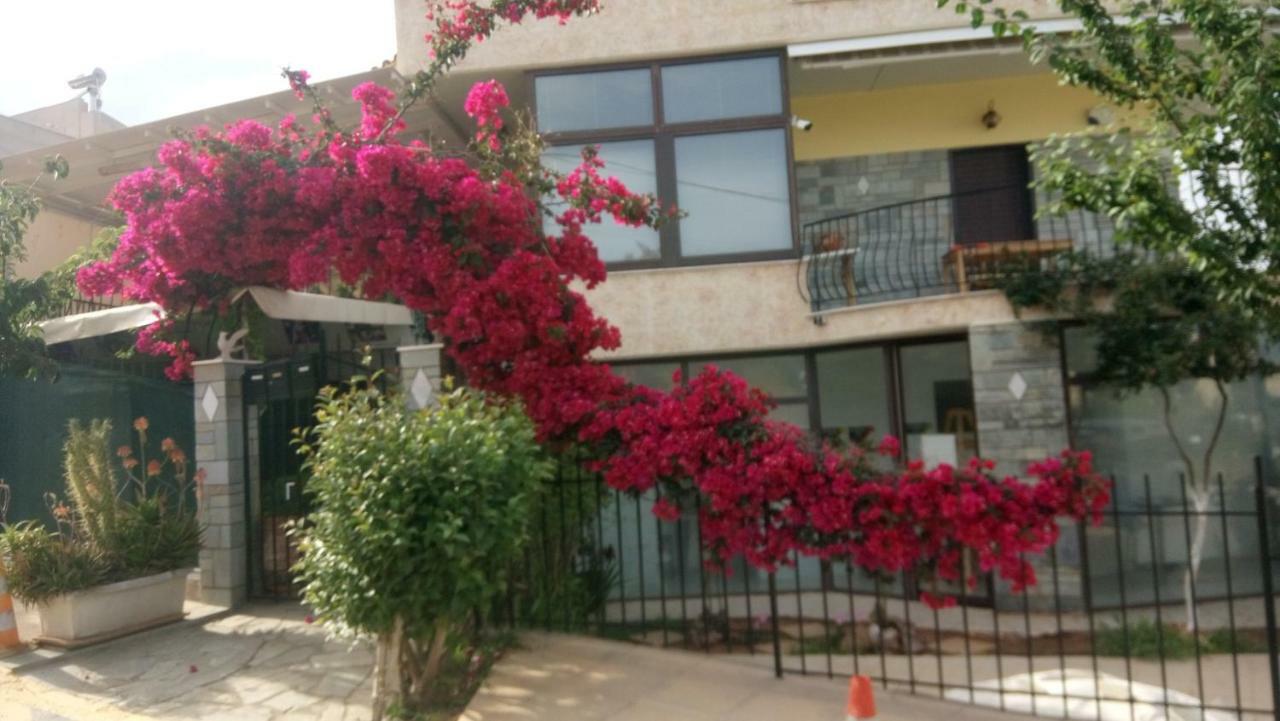 Villa George - Family Holidays Néa Mákri Buitenkant foto
