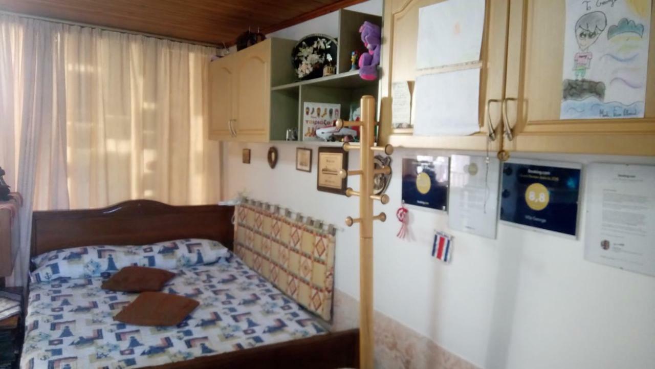 Villa George - Family Holidays Néa Mákri Buitenkant foto