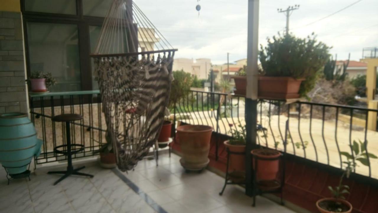 Villa George - Family Holidays Néa Mákri Buitenkant foto